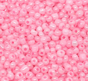 Size 6 seed beads, pink.